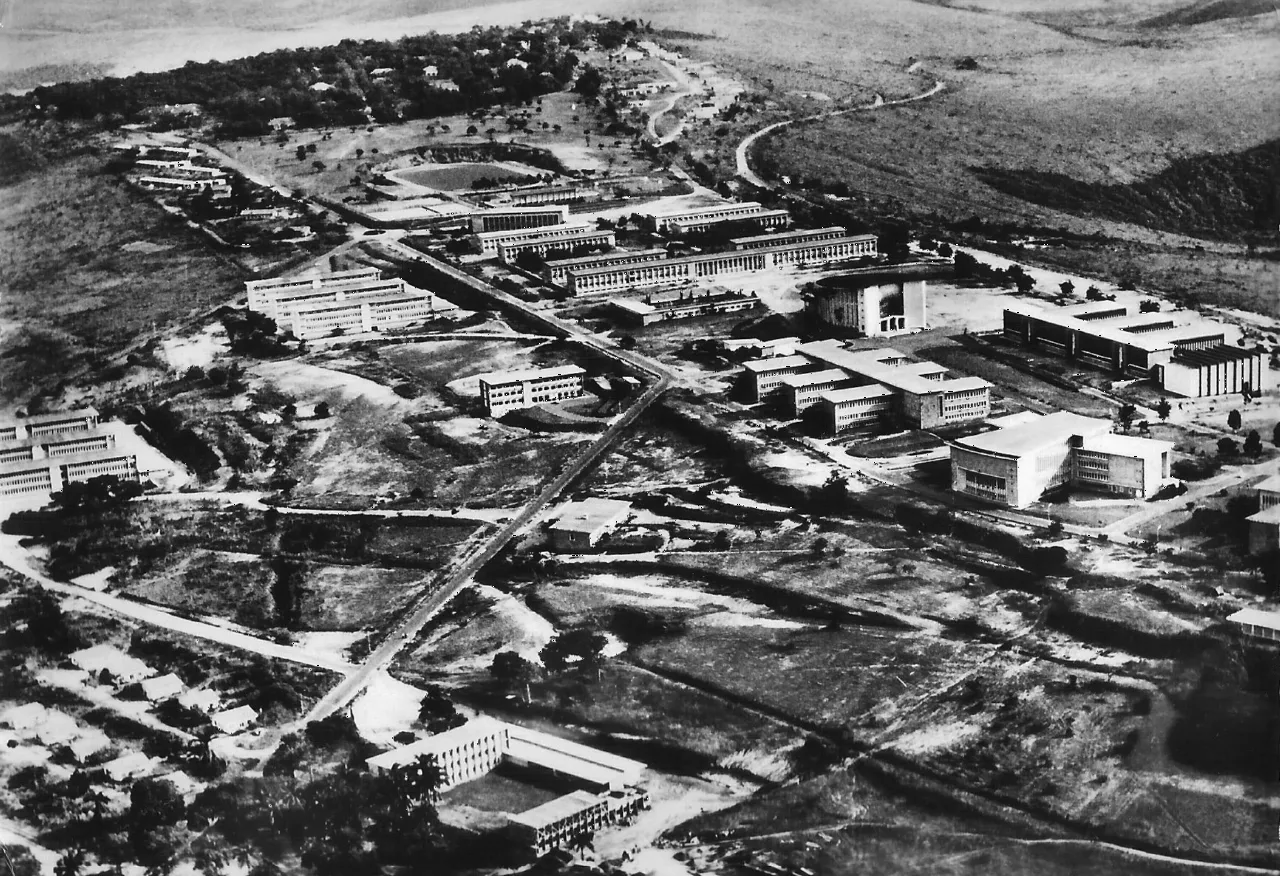 Vue aérienne de l’Université Lovanium à Léopoldville en 1959